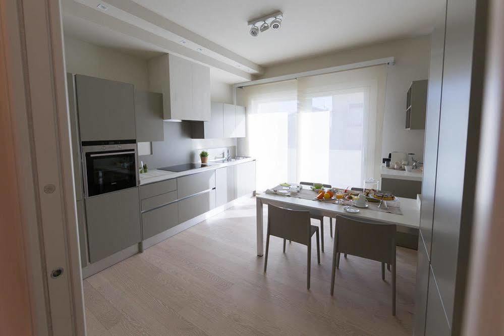 Emilia Suite Comfort Modena Exterior foto